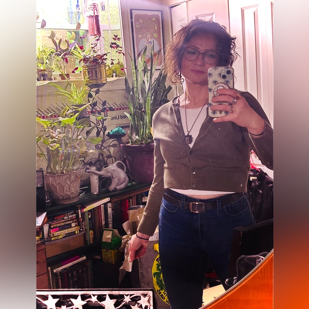 Meet your Posher, Lori